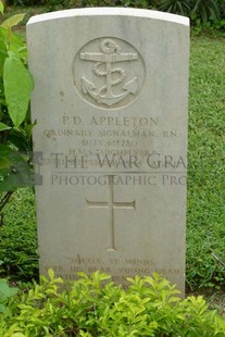 TRINCOMALEE WAR CEMETERY - APPLETON, PETER DEREK